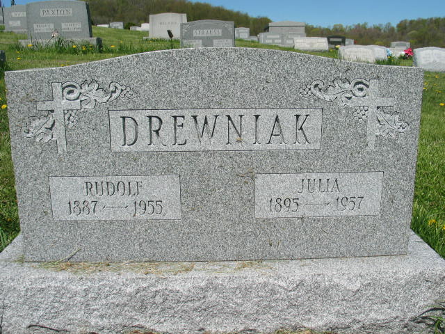 Rudolph and Julia Drewniak
